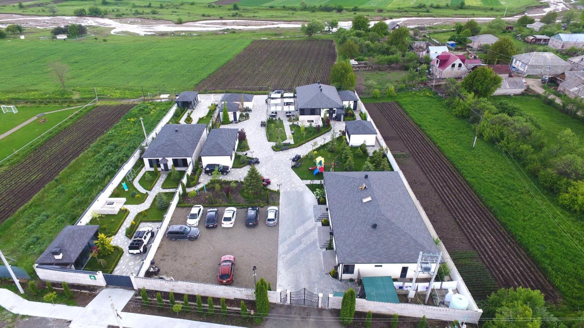 V&V Hotel Gyulagarak Eksteriør bilde